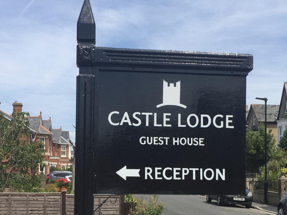 Castle Lodge Guest House Newport  Esterno foto